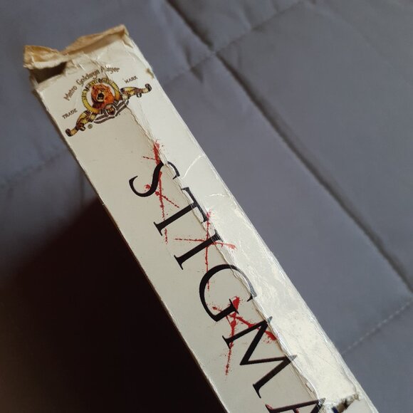 Stigmata (VHS) 1999 Tested Horror Patricia Arquette Gabriel Byrne Jonathan Pryce - Picture 4 of 8